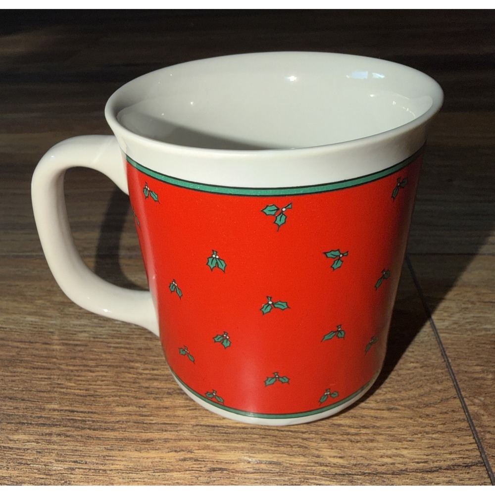 Vintage 1989 House of Lloyd Teddy Bear Red Christmas Mug Made In Taiwan - Picture 2 of 4